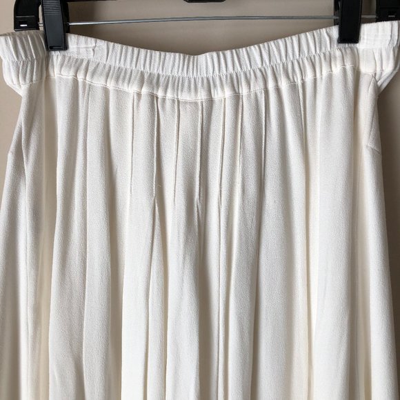 SOFT SURRONDINGS PLEATED SKIRT - Picture 5 of 10